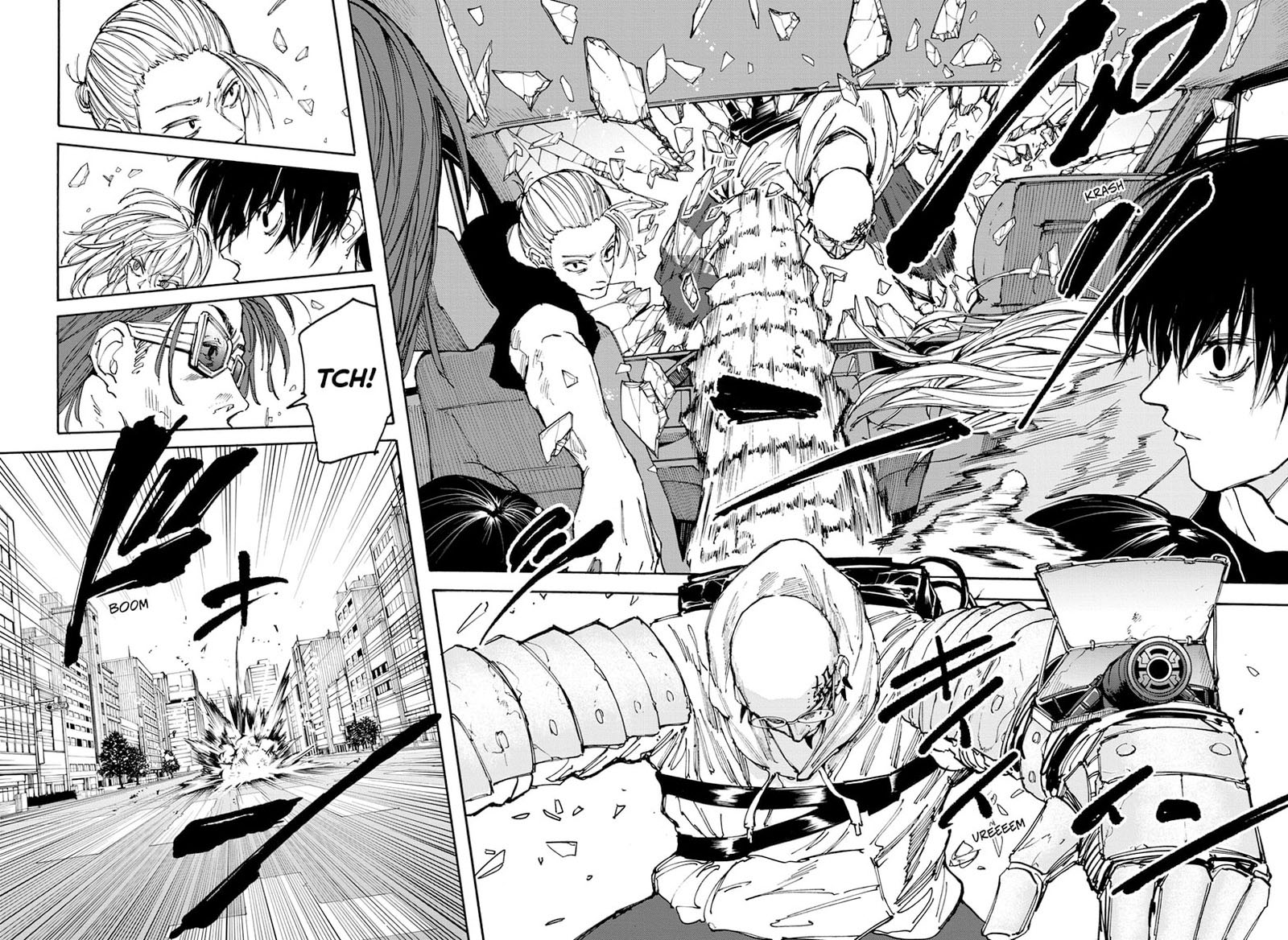 Sakamoto Days Manga Chapter 113 page 5 - Car Chase